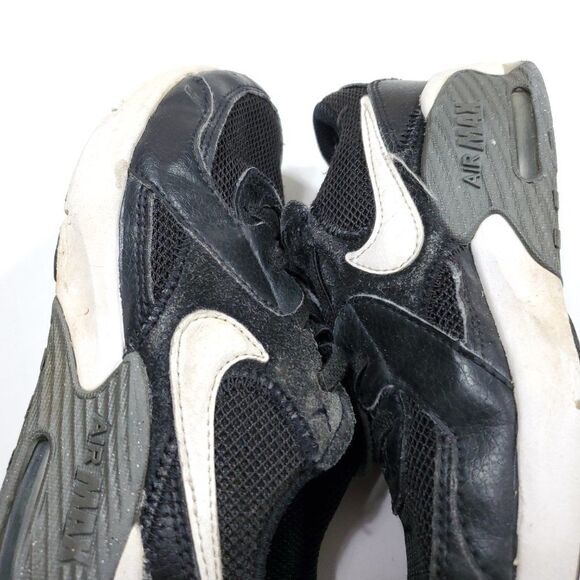 READ Nike Air Max Excee Sneakers Shoes Black White Gray Kids CD6892-001 Size 12C - Picture 4 of 9